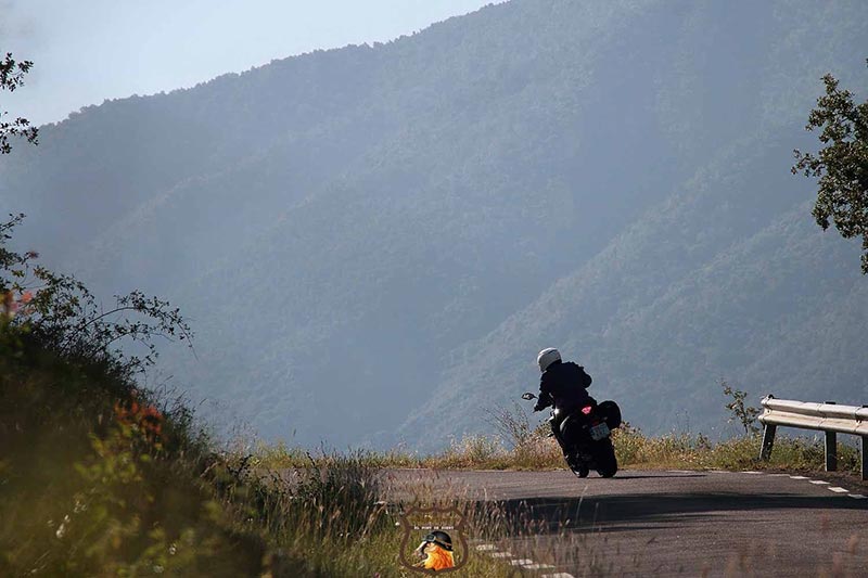 quebrantabook ruta en moto